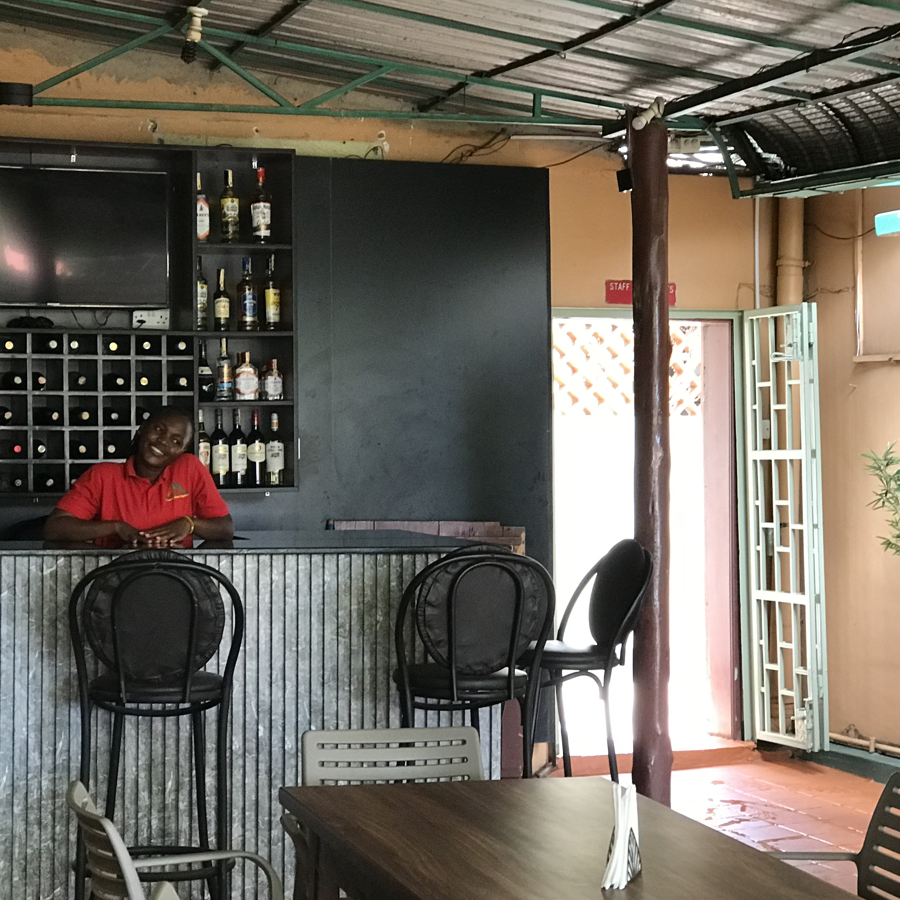 Bar & Restaurant Photo